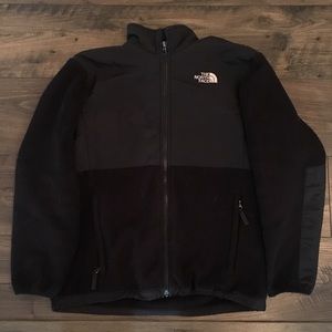 BLACK NORTH FACE JACKET